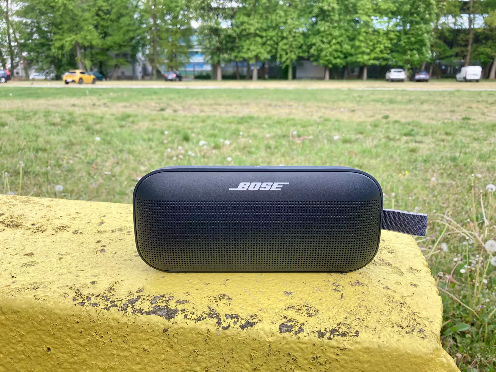 Bose Soundlink Flex in un parco