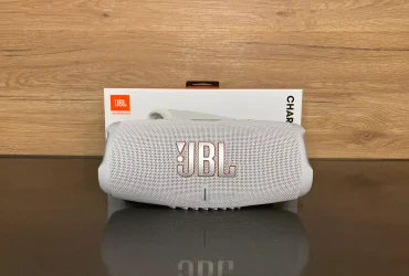 JBL Charge 5
